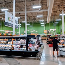 H-E-B - Inside
