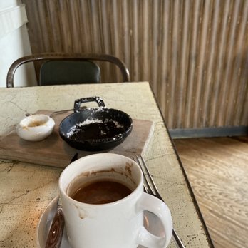 Peter Pan Bistro - Canadian (New) Near Me - Toronto, Ontario