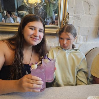 Glimmer Cafe - Lavender Lychee Refreshers - Cafes Near Me - Delray Beach, Florida