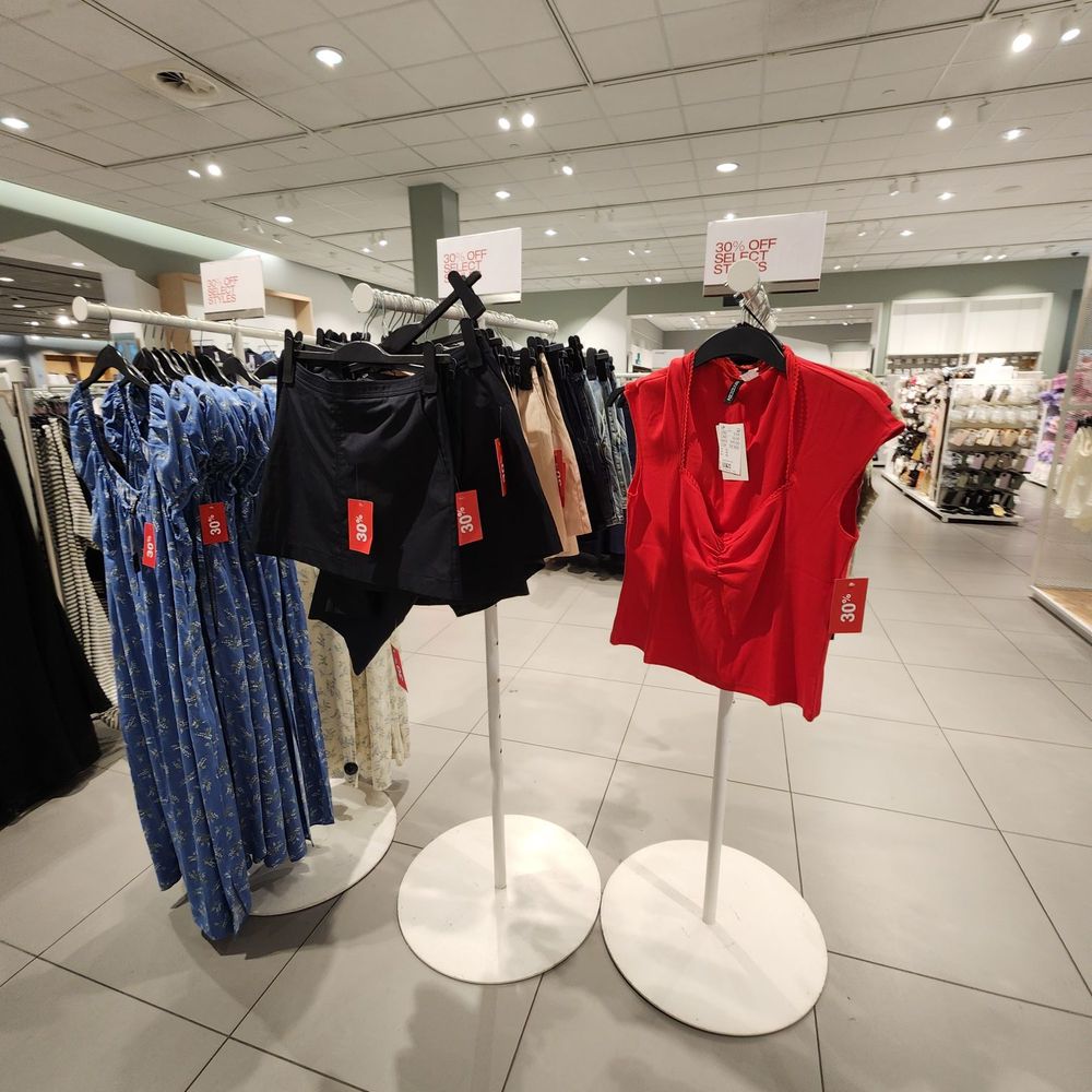 H&M - Men's Clothing Near Me - Miami, Florida H&M - Men's Clothing Near Me - Miami, Florida