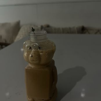 Happy Monday Coffee - Loop - Rosemary Honey Latte - Coffee & Tea Near Me - Chicago, Illinois