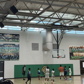JINKS MIDDLE SCHOOL - Basketball court - Middle Schools & High Schools Near Me - Panama City, Florida JINKS MIDDLE SCHOOL - Basketball court - Middle Schools & High Schools Near Me - Panama City, Florida