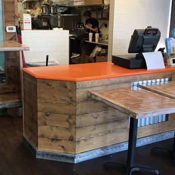 Tropical Smoothie Cafe - Employee sitting at the food prep area - NOT GOOD - Juice Bars & Smoothies Near Me - Goodyear, Arizona