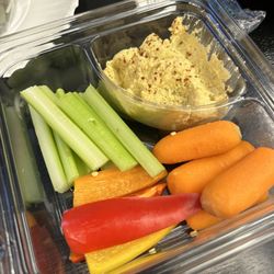 The Bird - Hummus platter