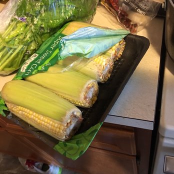 Safeway - a tray of corn, lettuce, and other vegetables on a kitchen counter - Grocery Near Me - Corvallis, Oregon Safeway - a tray of corn, lettuce, and other vegetables on a kitchen counter - Grocery Near Me - Corvallis, Oregon