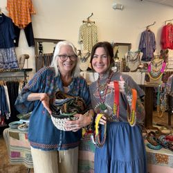 Ready Trading - Handmade local artists and jewelry