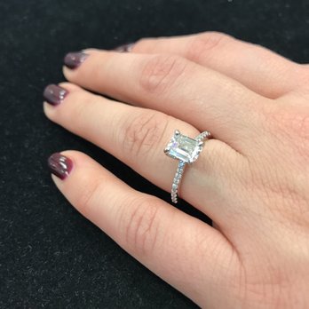 Elyse Jewelers Gemologist - Jewelry Near Me - Reading, Massachusetts Elyse Jewelers Gemologist - Jewelry Near Me - Reading, Massachusetts