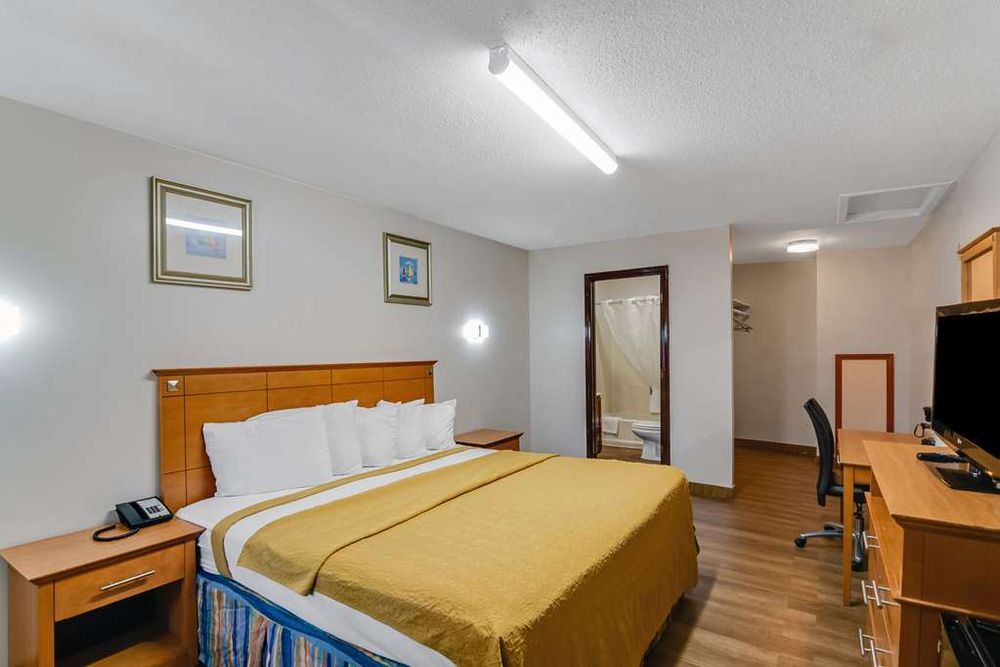 AMERICAS BEST VALUE INN TORRINGTON, CT Updated September 2024 46