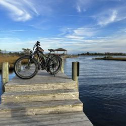 Harbor Point Campground - Dock for small boats.