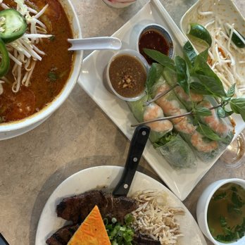 Pho An Hoa - 82. Cơm Bì Sườn Chả / Grilled Porkchop, Shredded Pork & Egg Cake Over Rice Gỏi Cuốn / Shrimp Spring Rolls (3) - Vietnamese Near Me - San Leandro, California Pho An Hoa - 82. Cơm Bì Sườn Chả / Grilled Porkchop, Shredded Pork & Egg Cake Over Rice Gỏi Cuốn / Shrimp Spring Rolls (3) - Vietnamese Near Me - San Leandro, California
