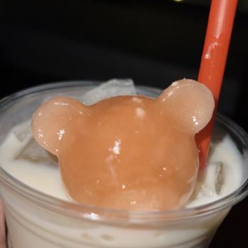 Cafe Bench - Jasmine-love-alot-bear - Cafes Near Me - Flushing, New York