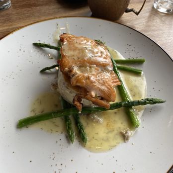 Tidal Raves Seafood Grill - Salmon - New American Near Me - Depoe Bay, Oregon