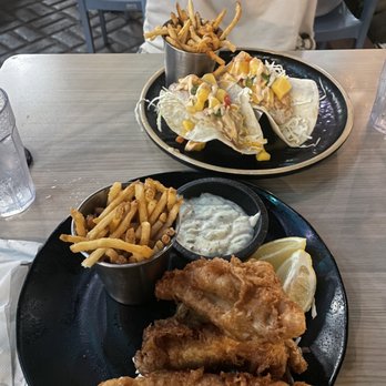 Down the Hatch Maui - DTH Fish and Fries and Local Fish Tacos - Seafood Near Me - Lahaina, Hawaii