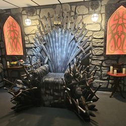 Cloak & Dagger Escape Rooms - Game of Stones