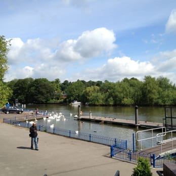 Crowne Plaza Hotel Reading - Hotels Near Me - Reading, RDG