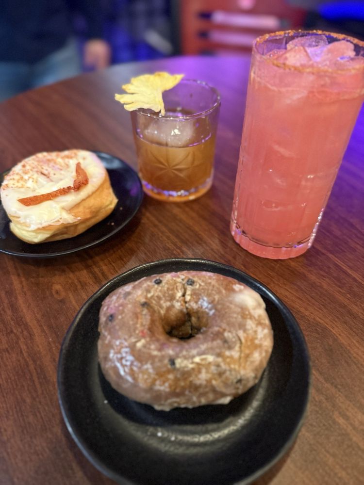 Fusion Cafe & Lounge