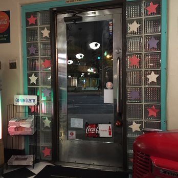 Dale's Diner - Diners Near Me - Long Beach, California