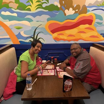 Mellow Mushroom Savannah - It's our pre-anniversary dinner. - Pizza Near Me - Savannah, Georgia