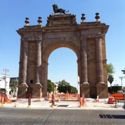 Arco de la Calzada