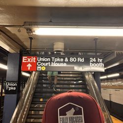MTA - Union Turnpike-Kew Gardens Subway Station - Metro cards are a thing of the past!