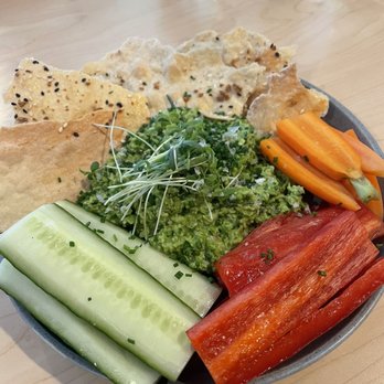 1808 American Bistro - Pea Hummus App  (05/21/2023) - New American Near Me - Delaware, Ohio
