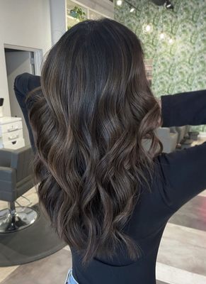 Golden Era Hair Studio by null