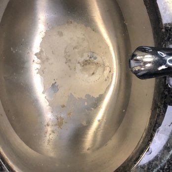 Planet Fitness - Dirty sink - Gyms Near Me - Margate, Florida