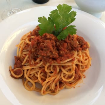 Restaurant Molino Thurm - Spaghetti with ragu - Italian Near Me - Bern, BE