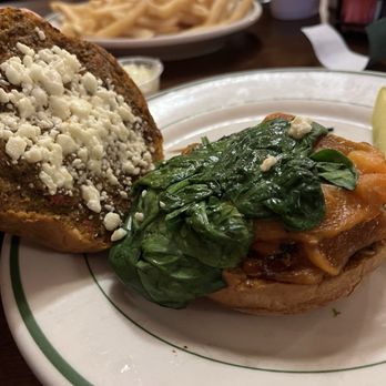 Hackney's On Lake - Portobello burger - Burgers Near Me - Glenview, Illinois