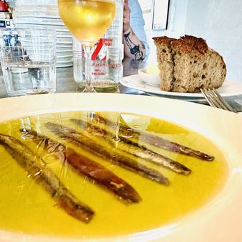 Brawn - Cantabrian anchovies & rosemary oil w/ Bread - Modern European Near Me - London, XGL