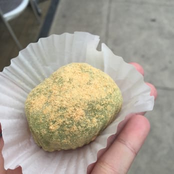 Fugetsu-Do - Yum but not as good as the peanut butter mochi - Candy Stores Near Me - Los Angeles, California