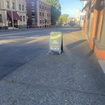 Pizza Kat - Outside - Pizza Near Me - Portland, Oregon