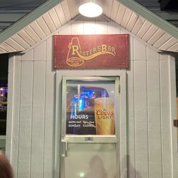 Rooters Bar - DO NOT GO