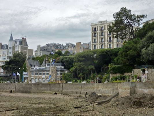 Le Grand Hôtel Dinard by null