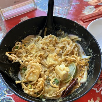 Pintoh Thai - Khao Soi Gai - Thai Near Me - Oakland, California Pintoh Thai - Khao Soi Gai - Thai Near Me - Oakland, California