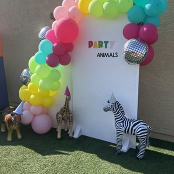 Pop it Like its Hot - Bounce House Rentals Near Me