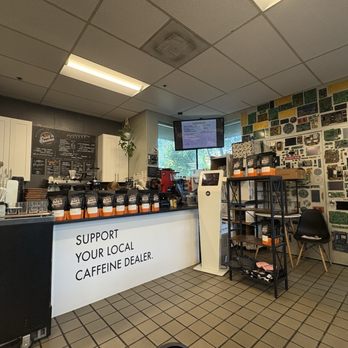 Loud'n Roasted Coffee Roasters - Corner inside of Megabytes Eatery - Coffee Roasteries Near Me - Chantilly, Virginia