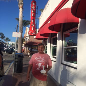 Cool Cat Cafe - Near the entrance - American Near Me - Pismo Beach, California