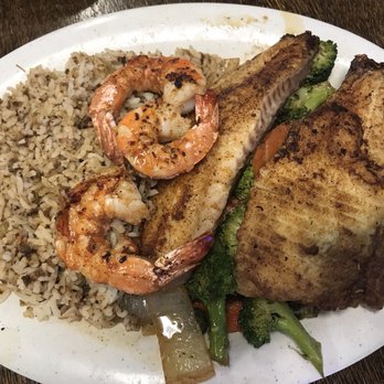 Bayside Seafood Restrauant - Grilled red snapper and shrimp. BEST SHRIMP AND RED SNAPPER IVE EVER HADDDD!!!!!! - Seafood Near Me - Palacios, Texas
