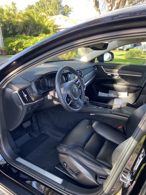 100$ Detail Package - Package for full interior cleaning only
•full vacuum
•full wipe down and shine on everything plus windows
•full carpets and seat cleaning 100$ Detail Package - Package for full interior cleaning only
•full vacuum
•full wipe down and shine on everything plus windows
•full carpets and seat cleaning