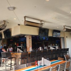 Hooters - Outside seating
