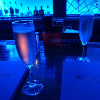 Blue Note Napa - Sparkling wine. - Jazz & Blues Near Me - Napa, California Blue Note Napa - Sparkling wine. - Jazz & Blues Near Me - Napa, California