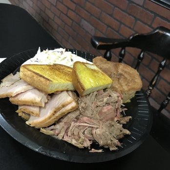 Pig In Pig Out - Barbeque Near Me - Wichita, Kansas Pig In Pig Out - Barbeque Near Me - Wichita, Kansas
