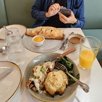 Donna Jean - Coffee w/ Oatmilk and Breakfast in Bed (per my recommendation from last time, for him).  Chicken Fried Shrooms w/ OJ (para mi). - Vegan Near Me - Sherman Oaks, California