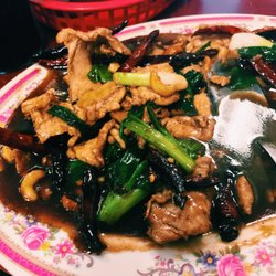 Taste of Thai - Delicious Cashew Chicken