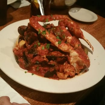Popei's Clam Bar - Seafood Near Me - Bethpage, New York Popei's Clam Bar - Seafood Near Me - Bethpage, New York