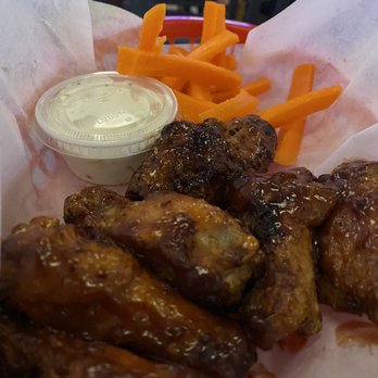 All Star Pizza - 1.23.21 ~ UFC 257 ~ BBQ wings - Pizza Near Me - Mission Viejo, California All Star Pizza - 1.23.21 ~ UFC 257 ~ BBQ wings - Pizza Near Me - Mission Viejo, California