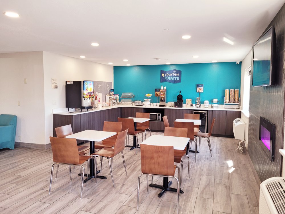 CLARION POINTE Request Information 20 Photos 105 Commercial Dr