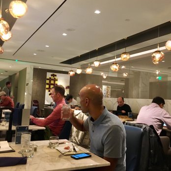 United Polaris Lounge - Restaurant - Airport Lounges Near Me - Houston, Texas