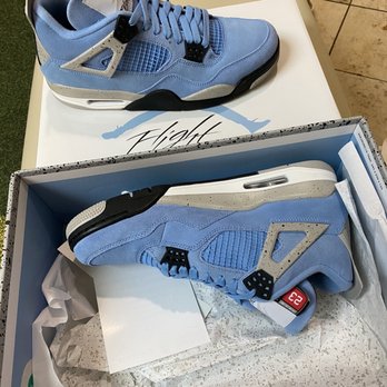 Ten Toes Tulsa - Bought the Air Jordan 4's for $550 and I love them more then the rest of my retros! - Shoe Stores Near Me - Tulsa, Oklahoma